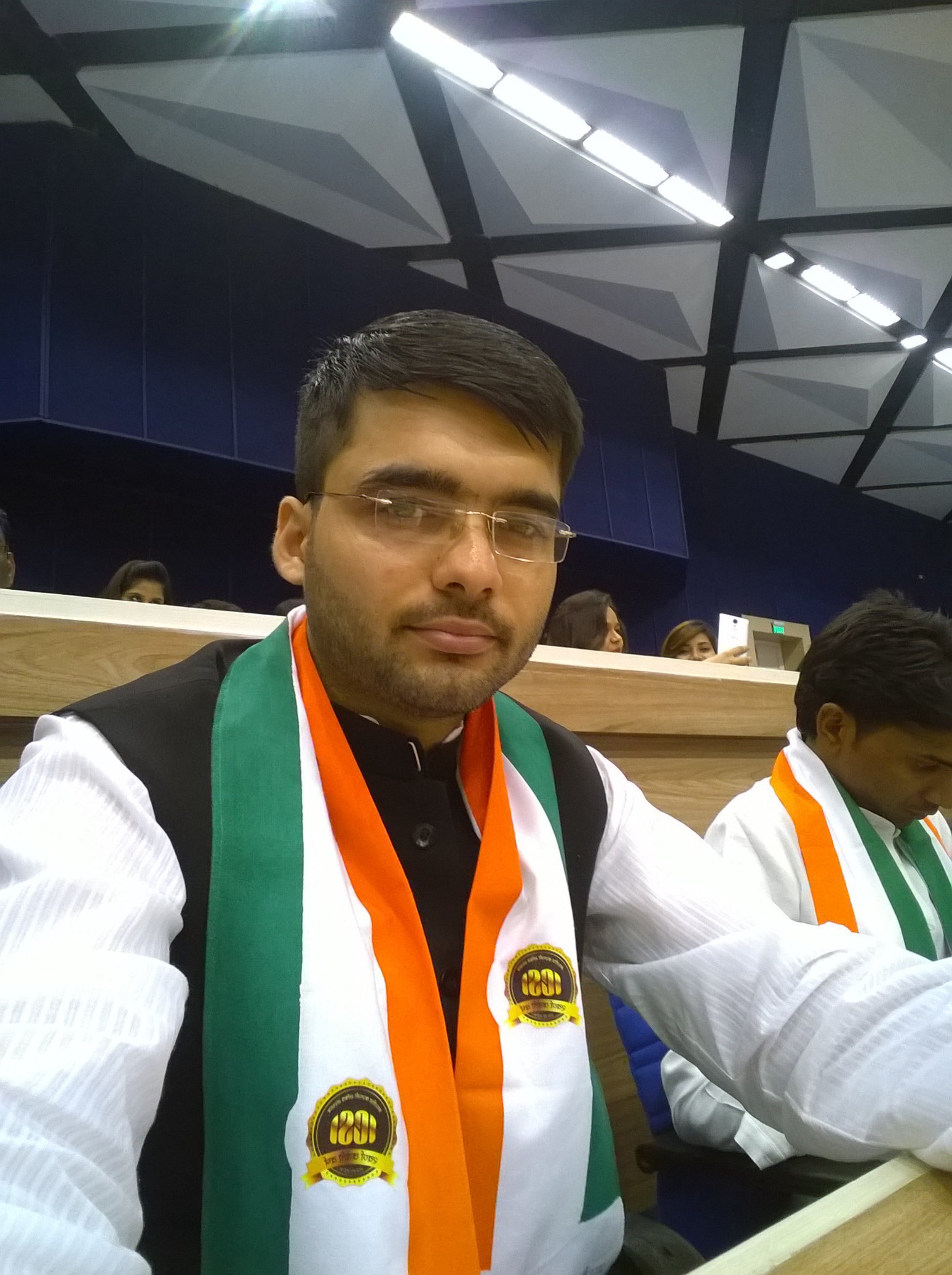 sharibicsi's profile picture. Live in my own way