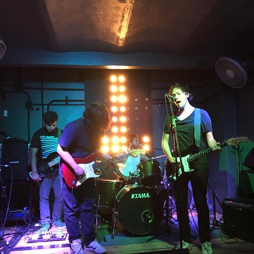 ¡Viva Fernandez! Banda Mexicana de Progresivo/ Math Rock. Escucha nuestra musica en: https://t.co/CrrdqFQOIj
Contacto: fernandzoficial@gmail.com