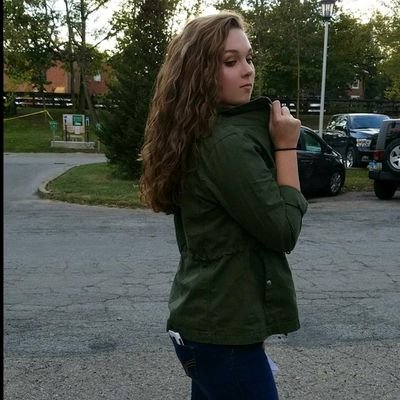 RylieTurner2's profile picture. Me gusta el inglés, pero también español.
            (This is my Spanish 1111 semester project)