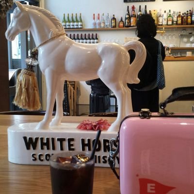 dodoko801's profile picture. 音楽と飲酒、旅をこよなく愛するクラ吹き。またの名を法螺吹きともいう。
#Official髭男dism #BROTHERS #SBY #jo0ji #sumika #サカナクション #星野源 #高橋優  #homme #Roomania