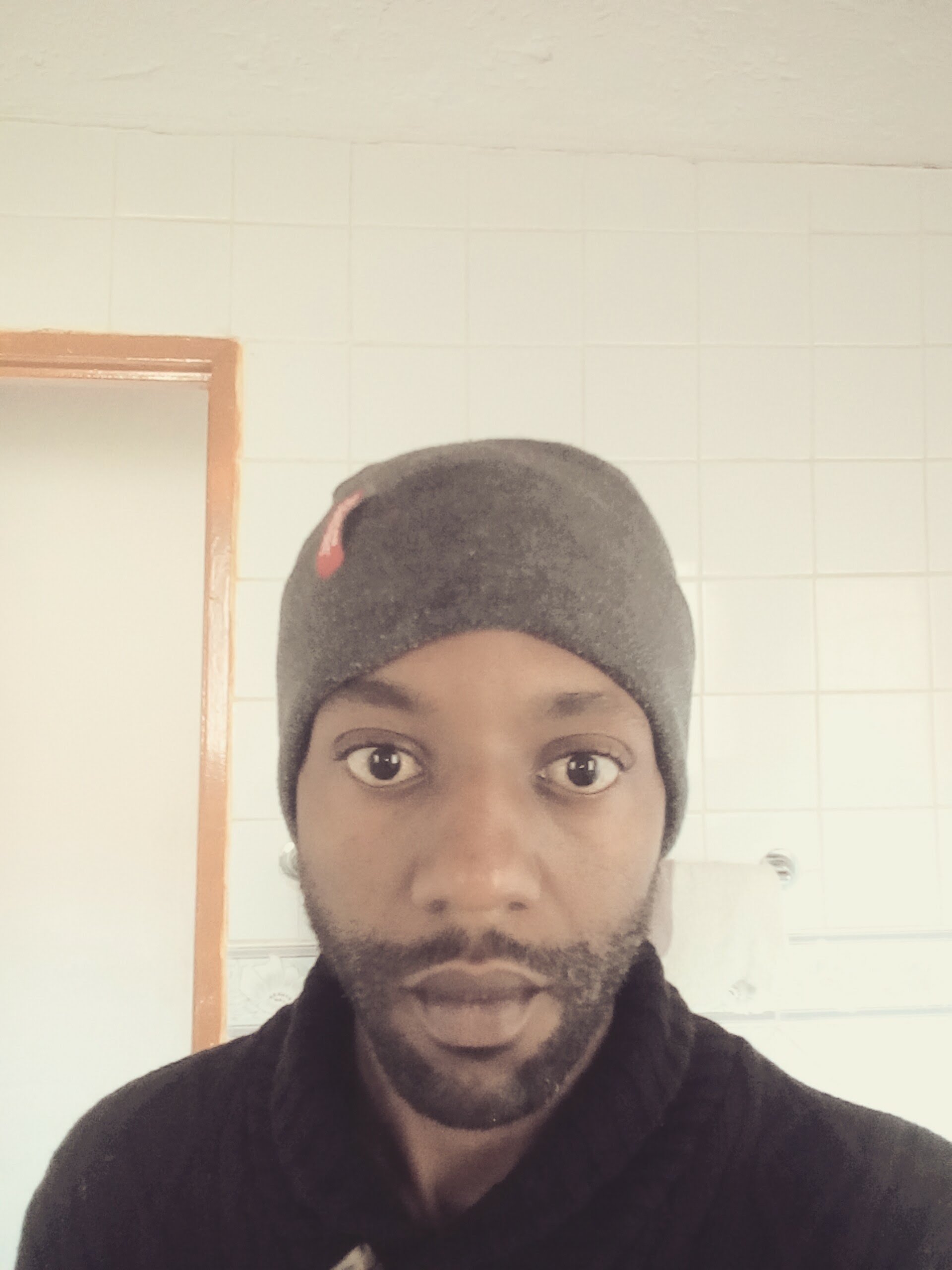 5Magneto's profile picture. Down rght crazy!!!😭😭😭