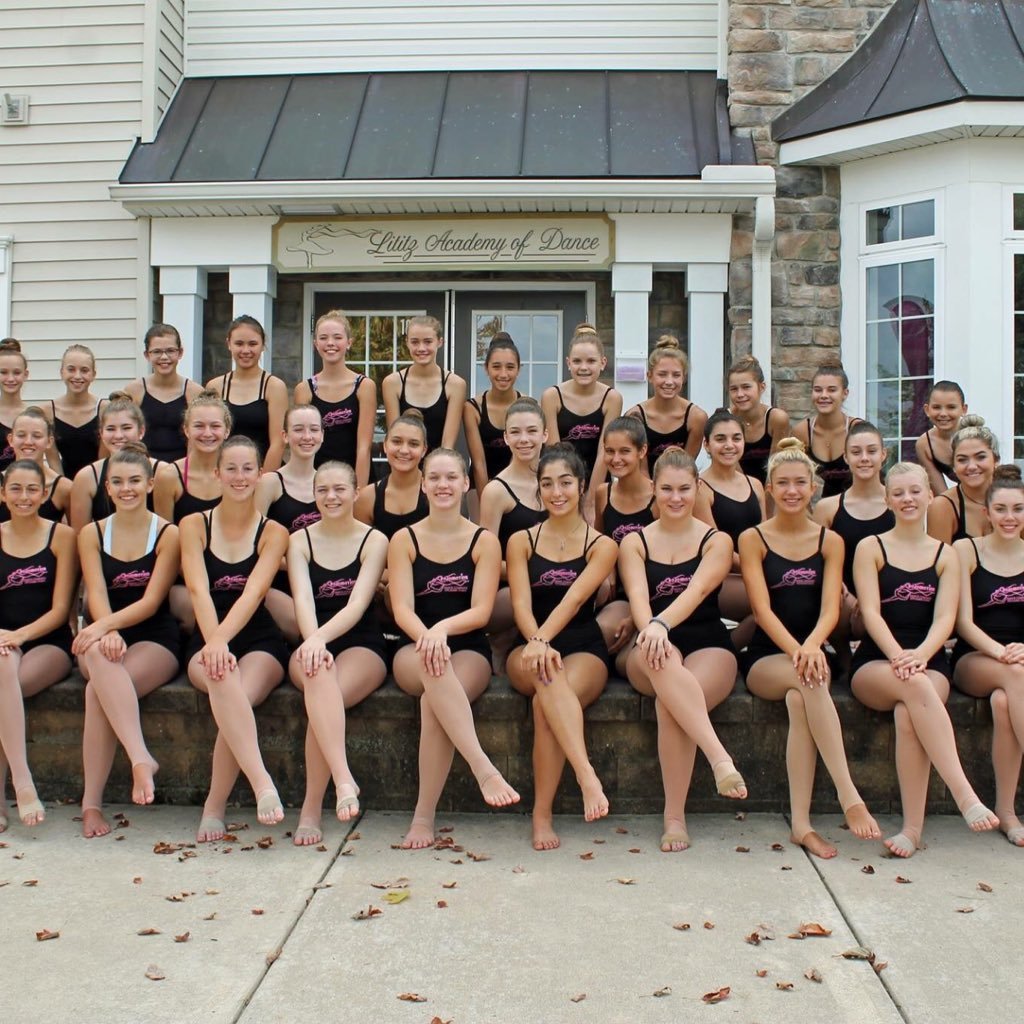 A professional dance school committed to teaching the strongest of technique in a loving, nurturing atmosphere!