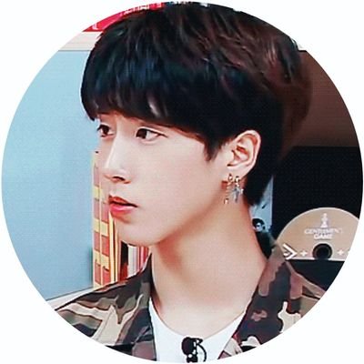 blueazureum's profile picture. 지성 ATM #스트레이키즈