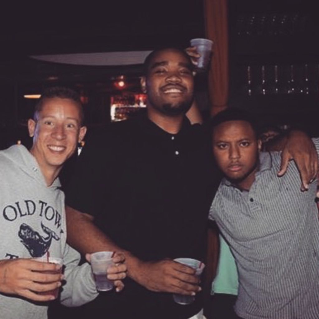 GetOnMyLavell's profile picture. what the problem is