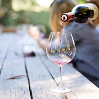 Confetti&Cabernet (@confettiandcab) 's Twitter Profile