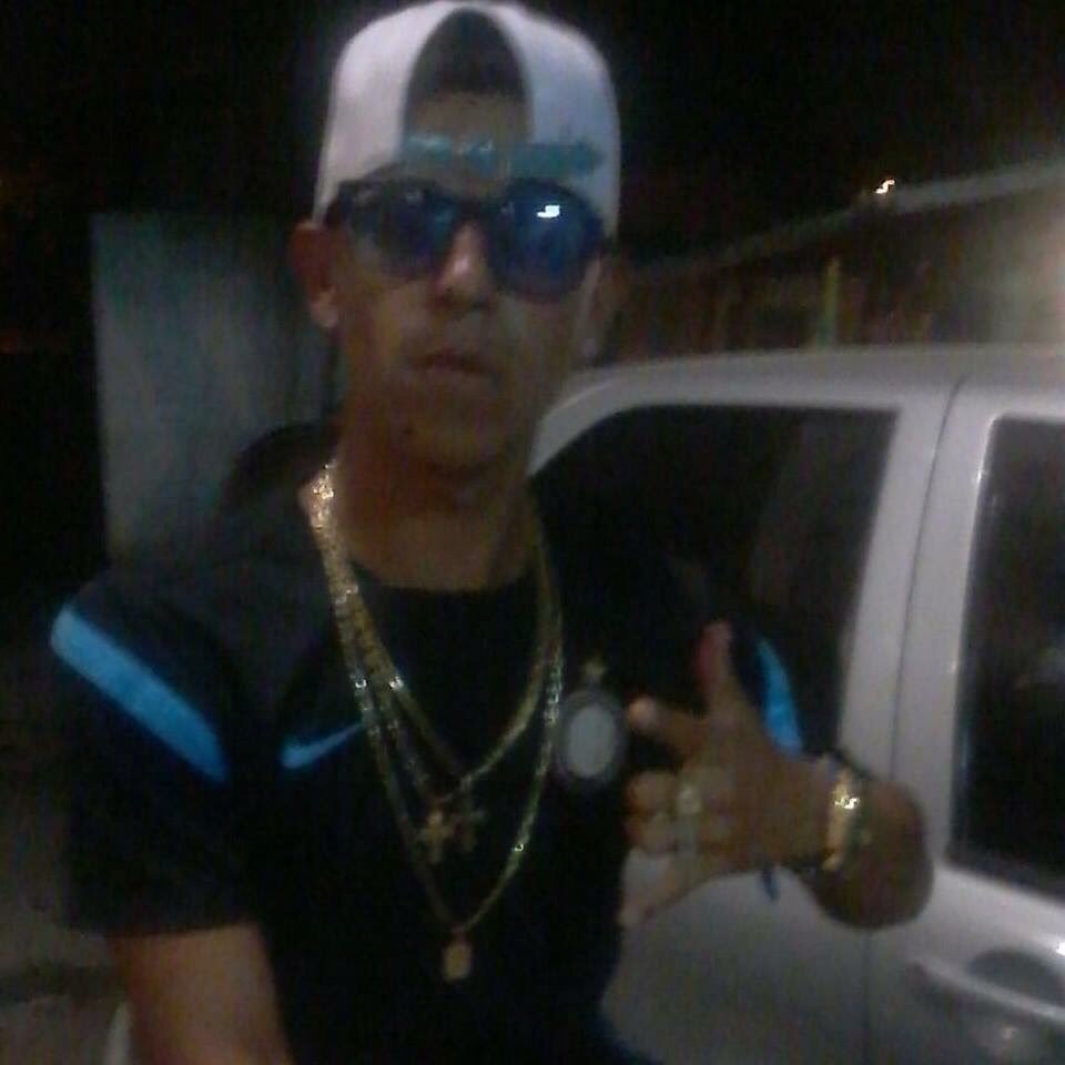 Música cantor de funk protesto página MC FAST BH ORIGINAL