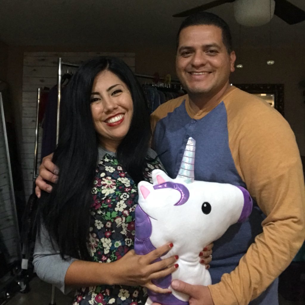 LuLaRoe Fashion Retailer
