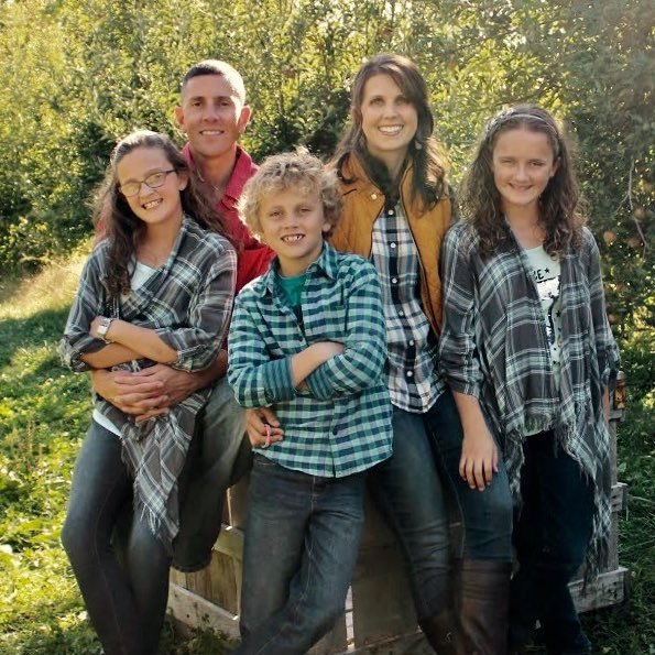 GtownMrsB's profile picture. 