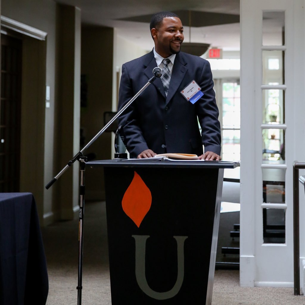 Father, Educator, Mentor: Director of the Office of Professional Educator Services @WKU. #GoTops