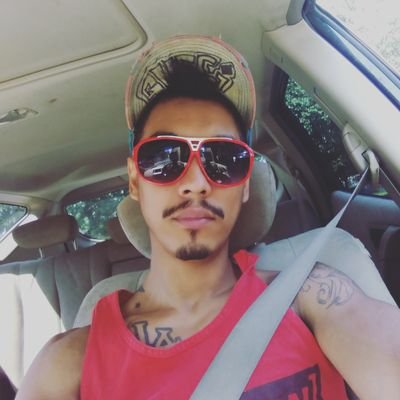 guccxent's profile picture. love u Linda Carbajal take care ..life moves on whit out me ,as fall once again 
,alone I'll get up again ,left in sickness and in pain ,fuck love