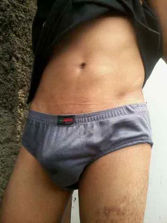 putra87806773's profile picture. Tangerang