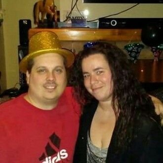 I am a 36 year old.. .living and working in Scarborough.. I am outgoing ..fun to be around ... and have a great sense of humor :D