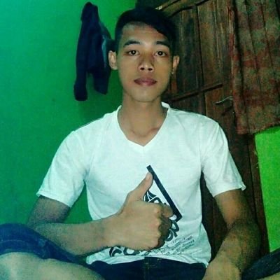 hidup didunia itu ibaratkan numpang mampir minum
good luck..😀