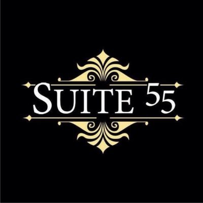 Nightclub in the West Island offering 2 lounges a central dance floor and 5 bars with the top Dj’s in the city to dance the night away.