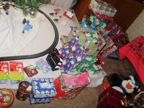 giftsofthanks's profile picture. We will not be remembered by our words, but by our kind deeds.