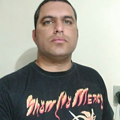 Funcionario público,Santa Cruz,Buffalo Bills,SUPERSONICS,CUBS,46 anos,casado,pai de três filhos e fã de Heavy Metal com ênfase ao thrash metal!!!🤘🏽🤘🏽🏈🏀⚽🏐