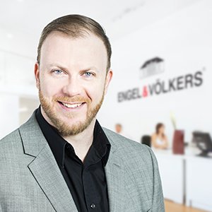 Courtier immobilier chez Engel & Völkers Montréal.