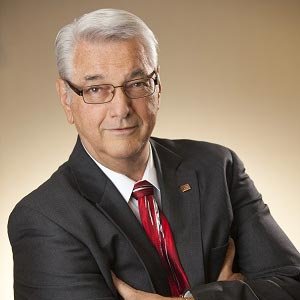Bob Nelson Eugene real estate commercial broker and 1031 exchange expert. Bob shares his knowledge with the community through a regular radio show.