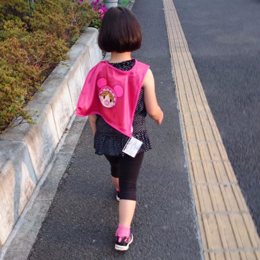 好き歌詞(一部):
別れの時まで一時だって愛しそびれないように/
いつでも今を誇れる人で在りたい/
口喧嘩なんかしたくもないから/
キレイとは傷跡がないことじゃない 傷さえ愛しいというキセキだ/
またねがあればどんなお別れもましになるよね/
無駄じゃない無駄じゃない それも全部讃えたい/
生き抜くことが反撃のビートだ