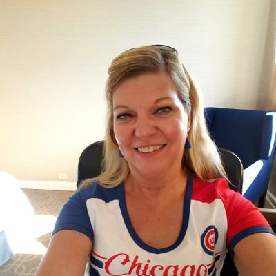 Police mom.  News, music and food junkie, as well as a lifelong Cubs fan.