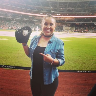 magdamedoliv's profile picture. 