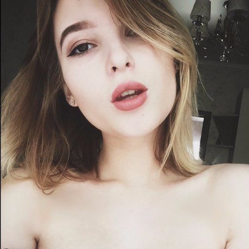 AlbinkaLi's profile picture. Не хочу связывать свою жизнь с пиздаболами