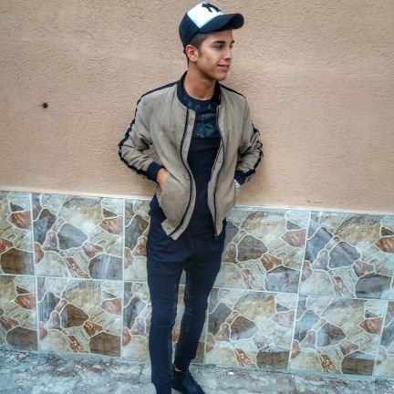 mcarboga16's profile picture. Gel avuç içlerinden öpeceğim.
🌹🌹