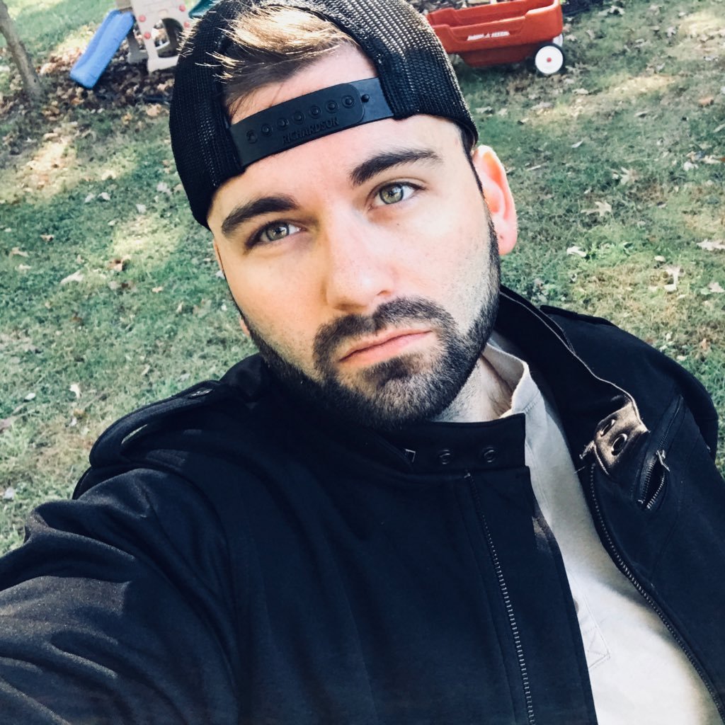 T0mharp's profile picture. Father | Craftsman ⚒| ☧ | Rebel Dad Co.