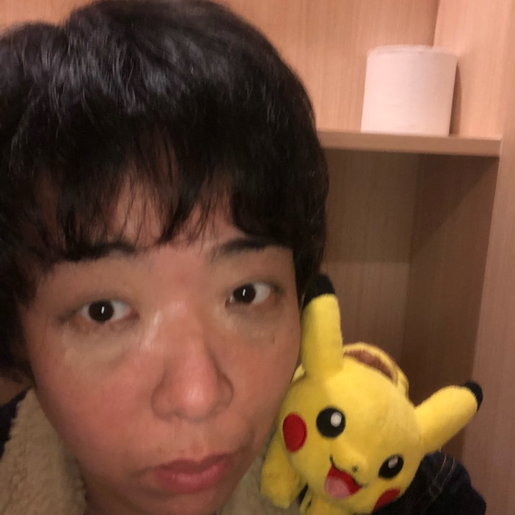 Noranekosi's profile picture. 人格障害と発達障害の上に高次脳機能障害もありますが、医学部目指してます。デグーのテトを飼い始めました。生後2ヶ月です。 生後1年のユーリも増えました。
