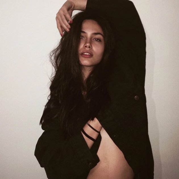 rpangelina_'s profile picture. T'es belle comme un petard qui attend plus qu'une allumette je viens pour t'allumer