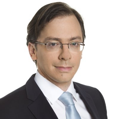 מתעניין בהיבטים שונים של למידת מכונה, supervised אבל לא רק. דיפ לרנינג זה הייפ אבל לא מילה גסה. בהחלט לא כתב פוליטי בשום מקום.