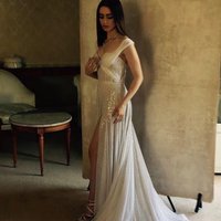 Renesmee Cullen (Parody) (@miraclenessiec) 's Twitter Profile Photo