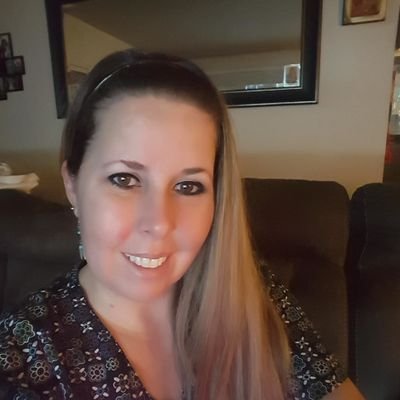 asebok08's profile picture. Living life with laughter and tons of love.