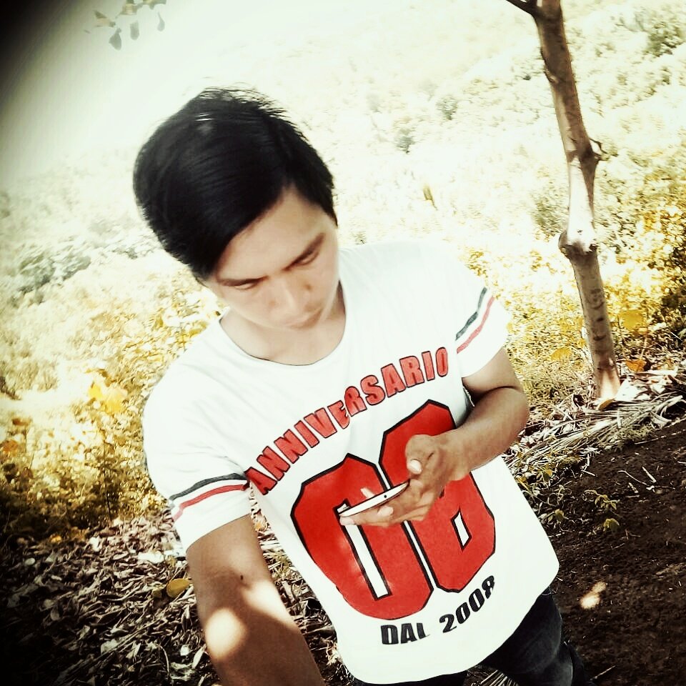La comunita dei tifosi @acmilan nel Indonesia. @MilanistiOrId,, Member of @MIsezManado 007-1293 | #24CC0E81
