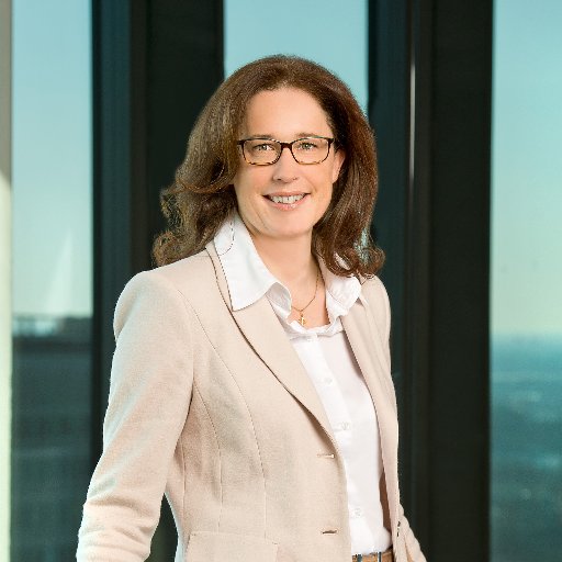#DigitalLeadership, #NewWork, #DigitalTransformation, #LegalSolutions. Opinions are my own.