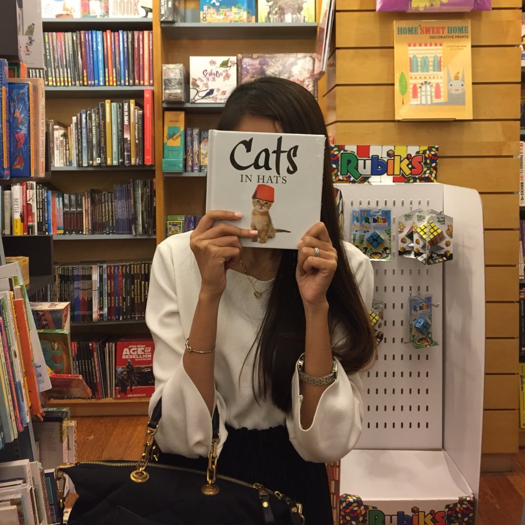 11may91's profile picture. Make art not war.