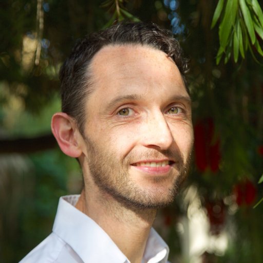 Wellness Expert, Acupuncturist, Yoga Teacher, Body-mind Connection, Wellness Coaching & Corporate Wellness Specialist. Author of The Holistic Wellness Blog