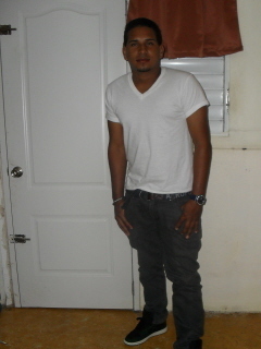 arielovalles's profile picture. 