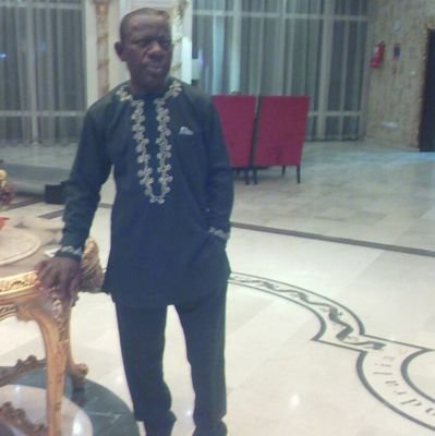 VNwije's profile picture. Welcome to the edge of tomorrow.
I'm a tech storyteller and AI enthusiast, on a mission to turn bold ideas into everyday breakthroughs.