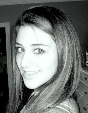 Im Kristen. Im awkward, im random, im tall, im aware of it. If you dont know me, youre missing out on a good time. :]