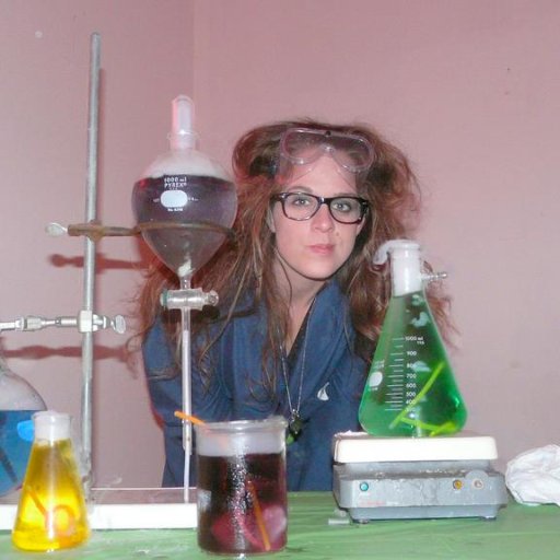 science teacher, singer, mom, lover of discovery.