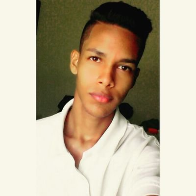 OrlandoSnchz97's profile picture. 🌎Welcome to my world🌎
Venezolano| 20 | Estudiante y Modelo |