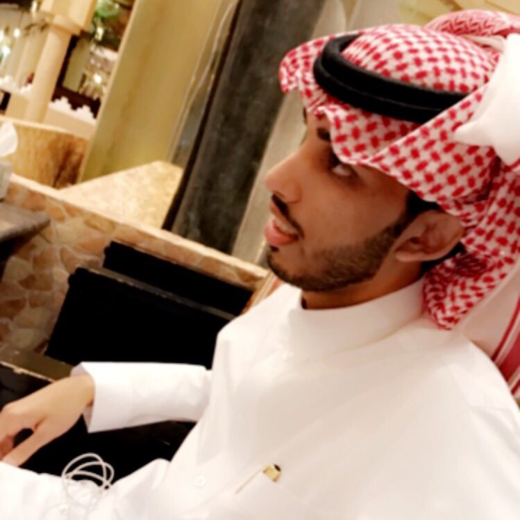 شاعر / Instagram : sulttan_m //snap: sulttan-m