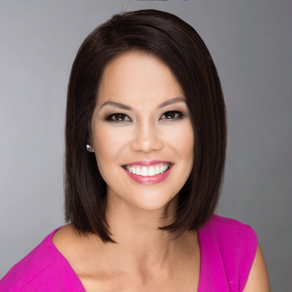 Anchor/reporter @hawaiinewsnow, PBN 2017 Women Who Mean Business honoree, Pacific Century Fellows, mom and wife.