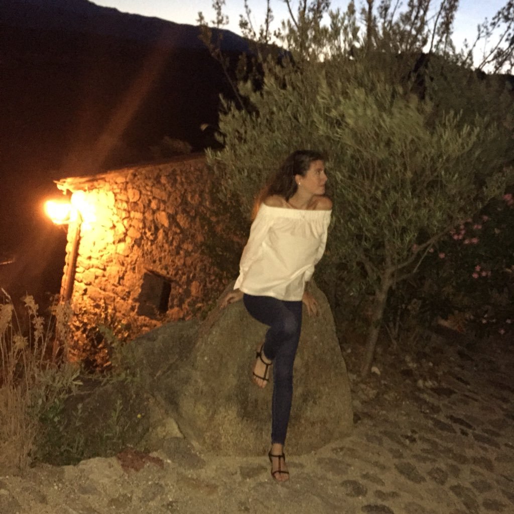 na_oush's profile picture. 