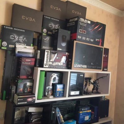 Er1c2333's profile picture. 