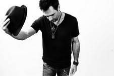 Jonathan Clark - singer/songwriter/producer/musician http://t.co/zNwZ4J3Z69 http://t.co/cC5zH8Ucp1