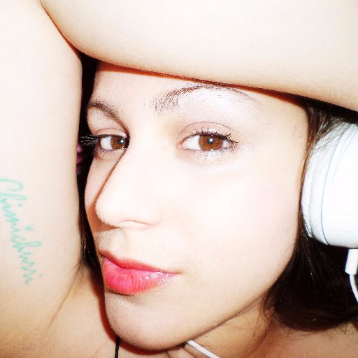 _Mariacueto's profile picture. Mujer💚🎵Música. 2 discos en Spotify.Vocal coach🎷Hago @bajazzmagazine 🌍 Diplomada @berkleecollege @nyuniversity