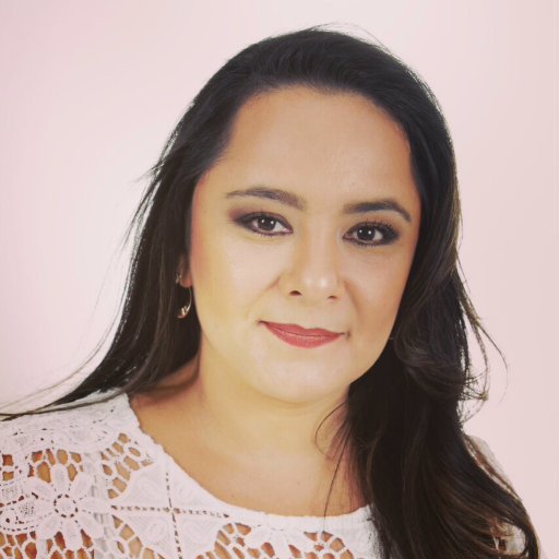 Economista y emprendedora.