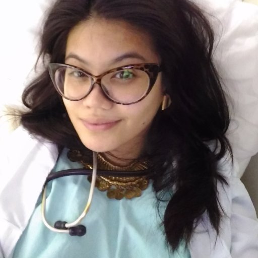 ticianaiizuka's profile picture. Voluntária, Cidadã global. Estudante de medicina. 1/2 engenheira. Estilista. Arteira de meia tigela, digo, artista